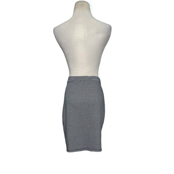 Ambiance Apparel black white houndstooth pull on mini skirt size M - Picture 9 of 13